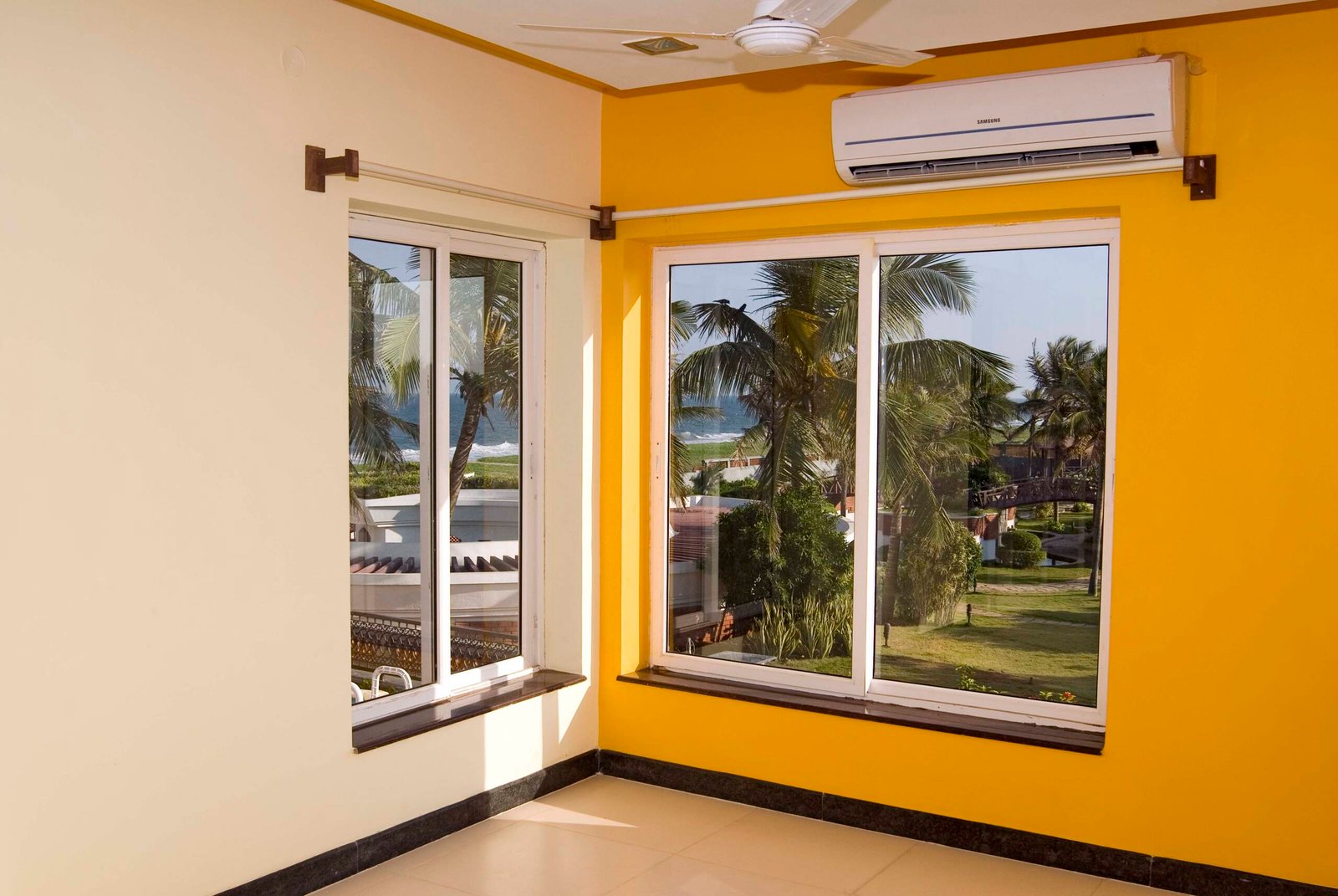 Two Track Sliding Window